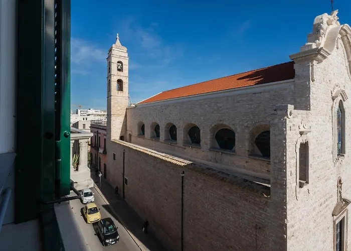 Plaza Apartment