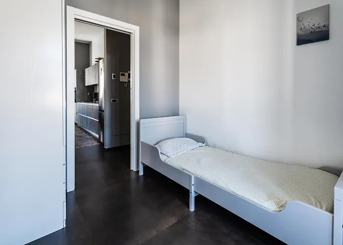 Plaza Apartment